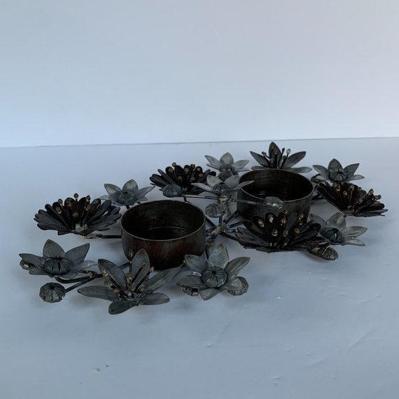 Metal Floral Double Tea Light Candle Holder Flowers Sculpture - Picture 7 of 11